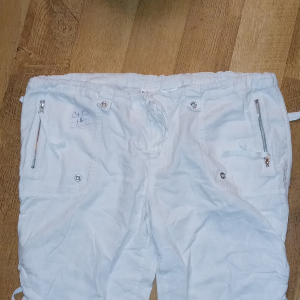 Linen capris - Picture 3 of 3